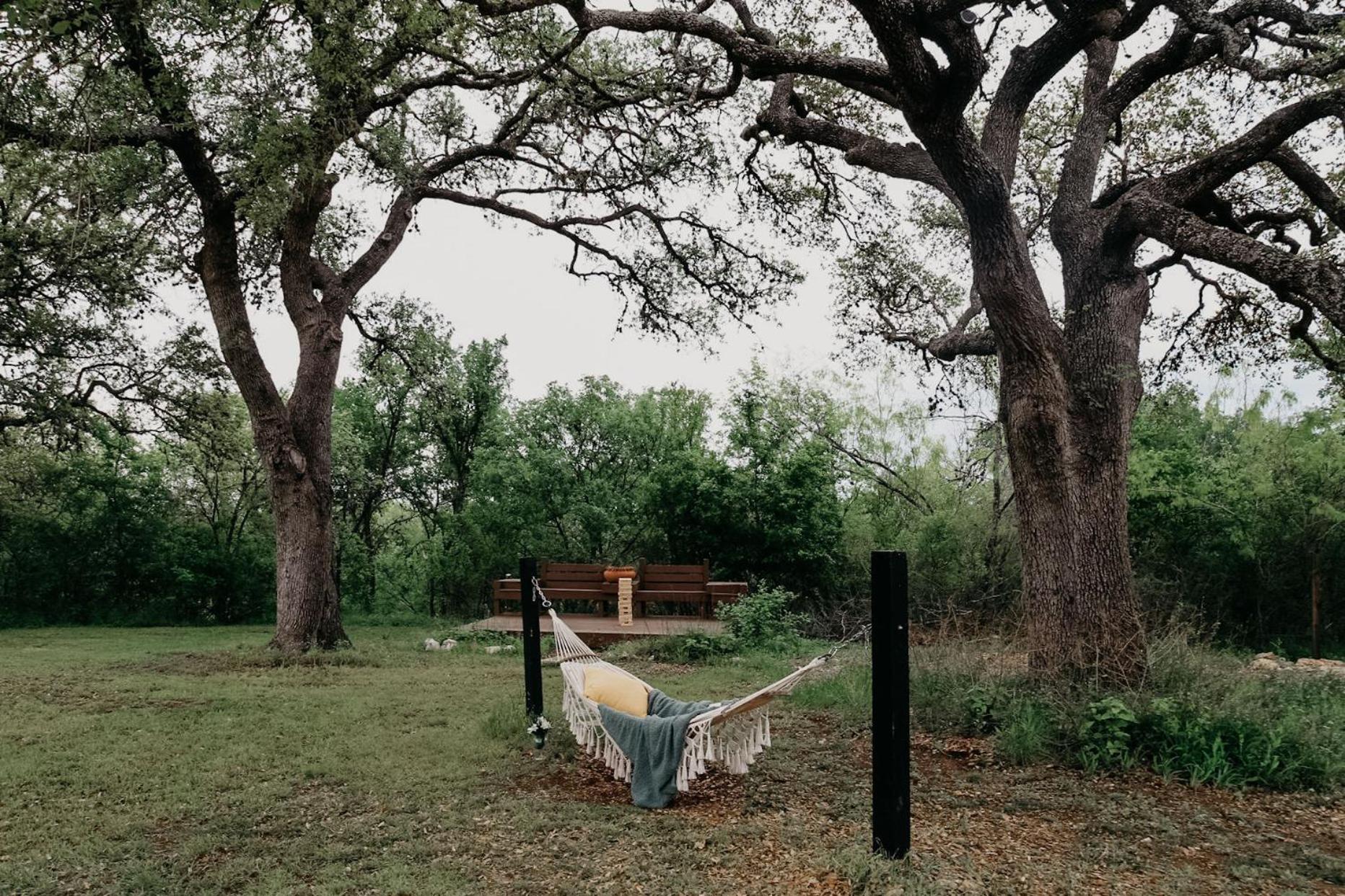 The Maverick: A-Frame W/ Hammock And Tree Top View New Braunfels Εξωτερικό φωτογραφία